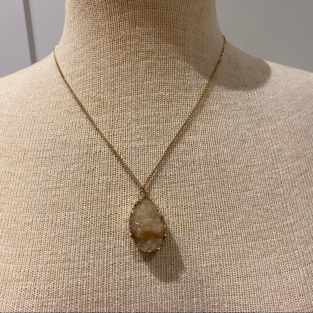 Druzy Necklace - Beige Pink